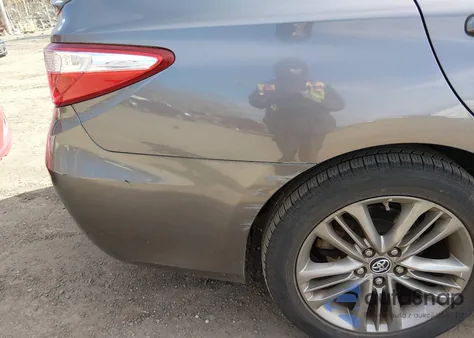 2016 Toyota Camry Se z USA, uszkodzony, nr VIN 4T1BF1FK9GU171186